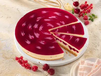 Rote-Grütze-Vanille-Meistertorte 